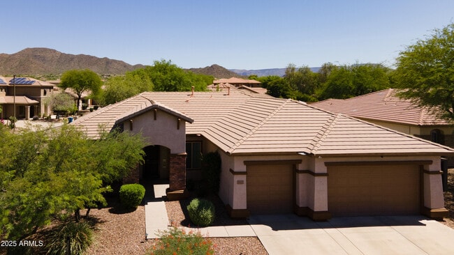 Building Photo - 2222 W Morse Ct