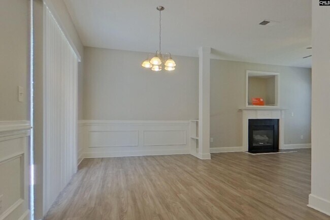 Building Photo - 134 Summer Pines Drive