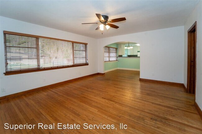 Building Photo - 64 Fullerwood Dr