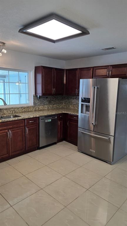 Building Photo - 1703 Paradise Dr