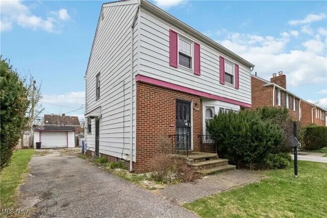 Building Photo - 16918 Glendale Ave