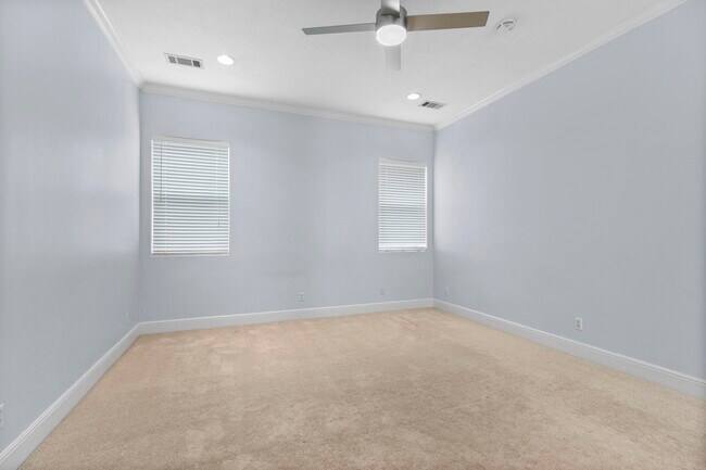 Building Photo - 4626 Braeburn Dr