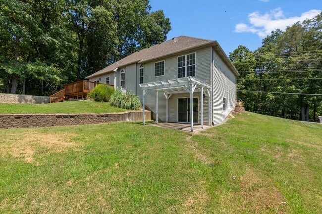Building Photo - House In Jackson