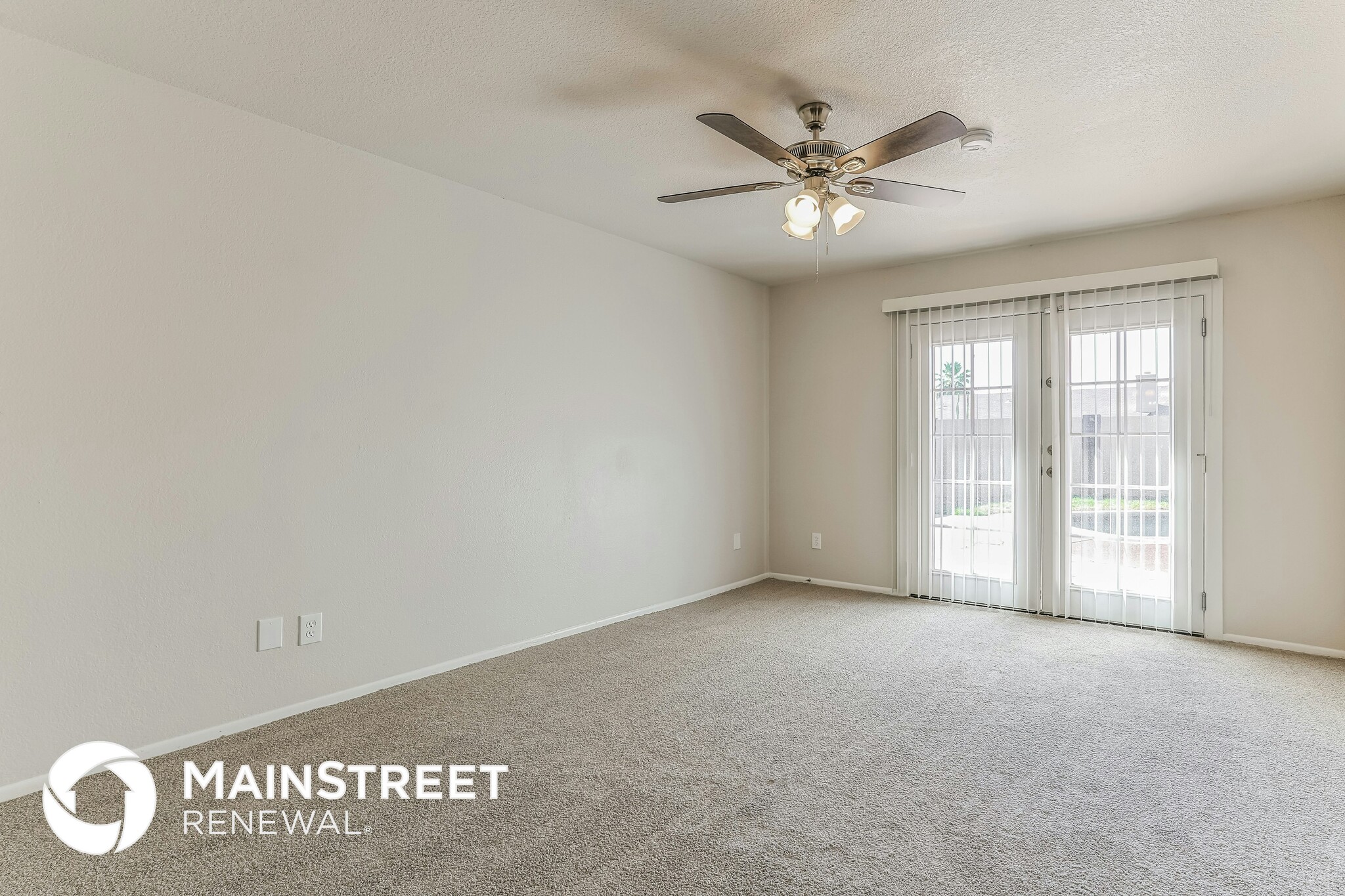 Building Photo - 2515 E Del Rio Dr