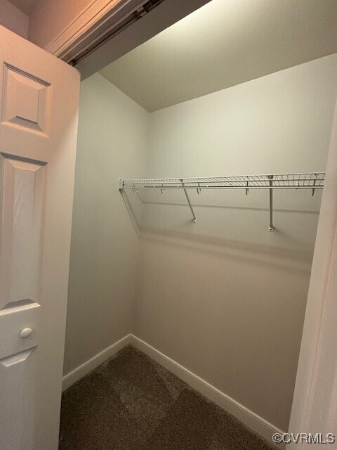Building Photo - 8120 Castle Grove Dr