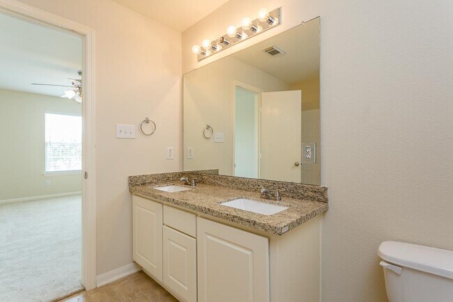 Building Photo - 8438 Resada Park Ln