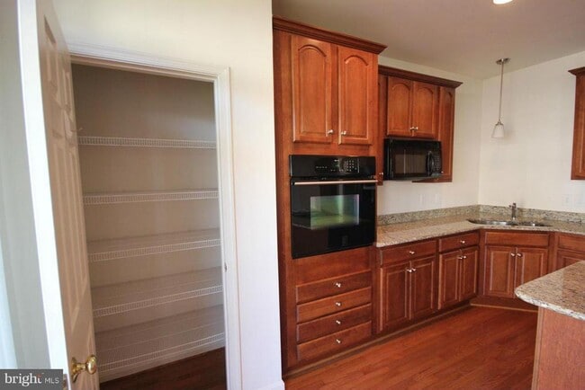 Building Photo - 15675 William Bayliss Ct