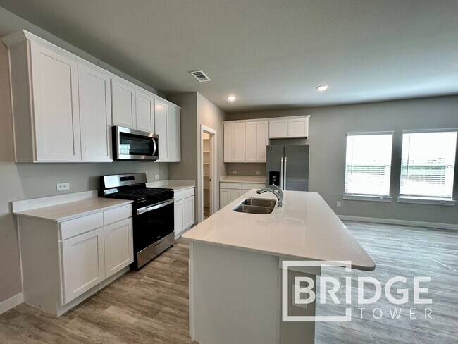 Building Photo - 4712 Deadwood Dr