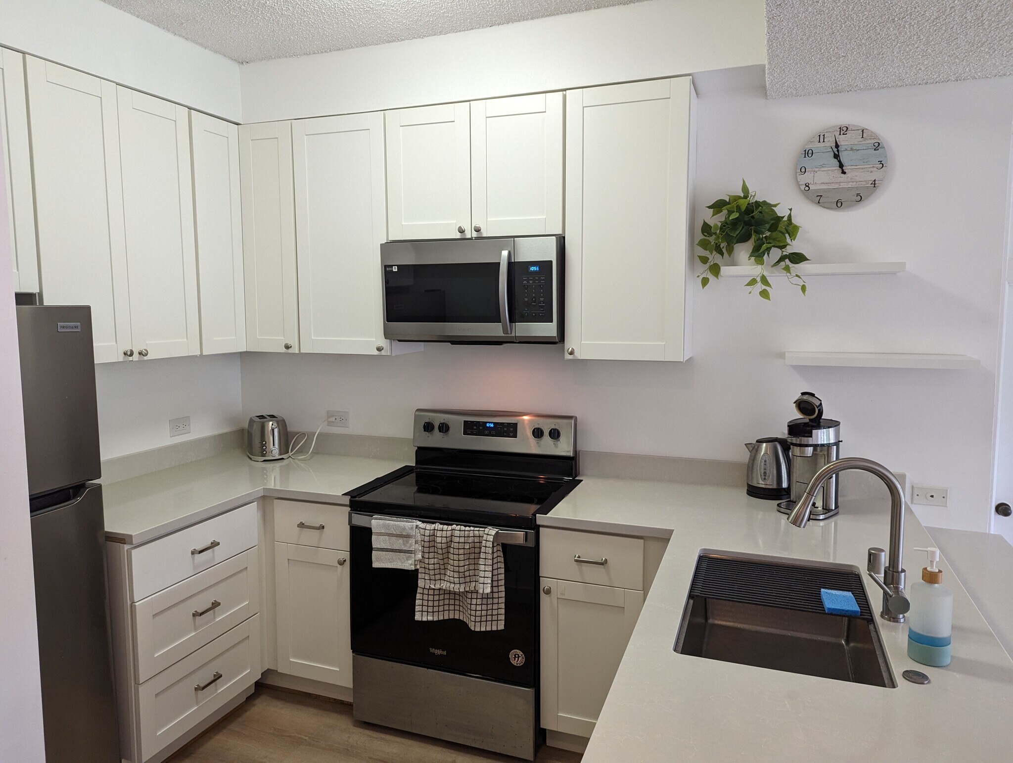 Building Photo - 1030 Aoloa Pl
