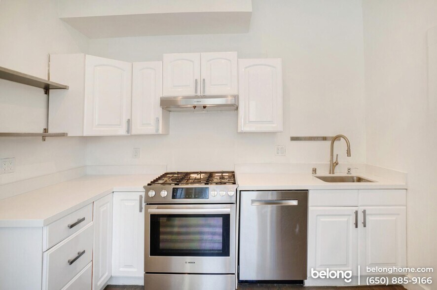 Building Photo - 1287 Sanchez St