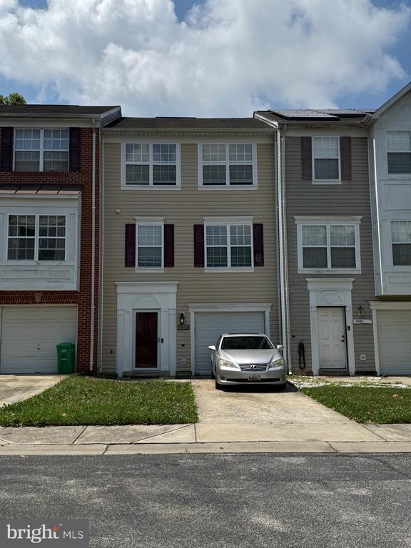 Building Photo - 9903 Cranapple Ct