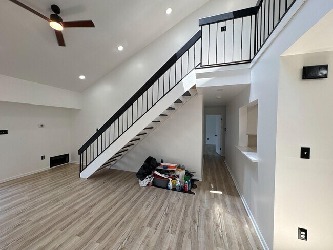 Building Photo - 72304 Delaire Landing Rd