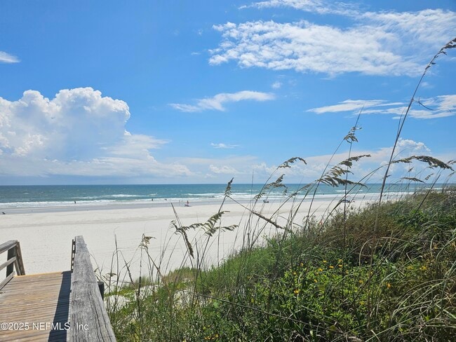 Building Photo - 6300-6A1A Jimmy Buffett Mem Hwy