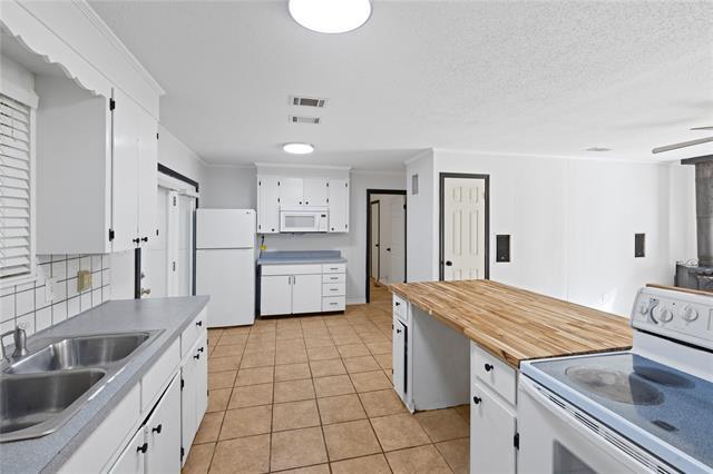 Building Photo - 417 Carroll Ave