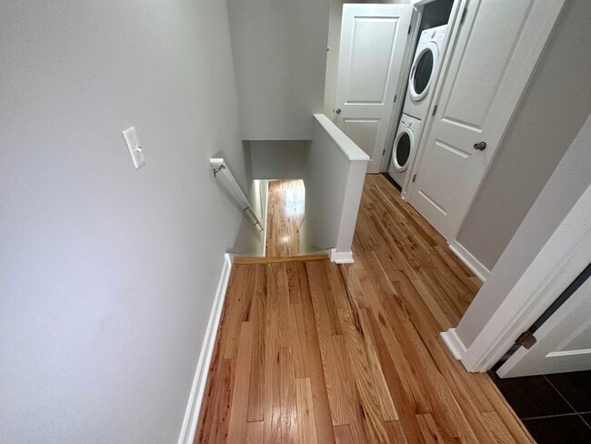 Building Photo - 4444 Cresson St