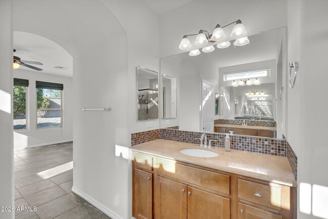 Building Photo - 594 E Vesper Trail