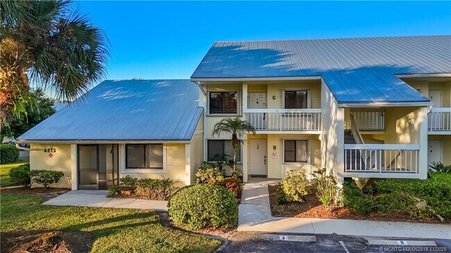 Primary Photo - 4215 Gator Trace Ave