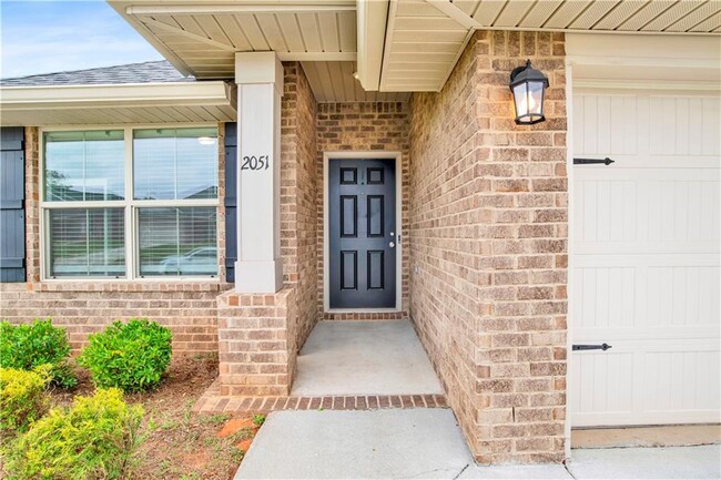 Building Photo - 2051 Whitebark Dr