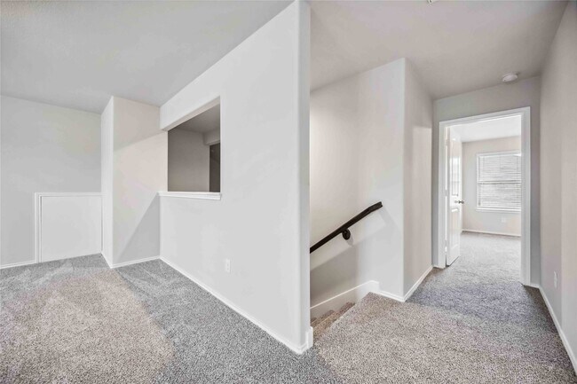 Building Photo - 5627 Rainflower Terrace Ln