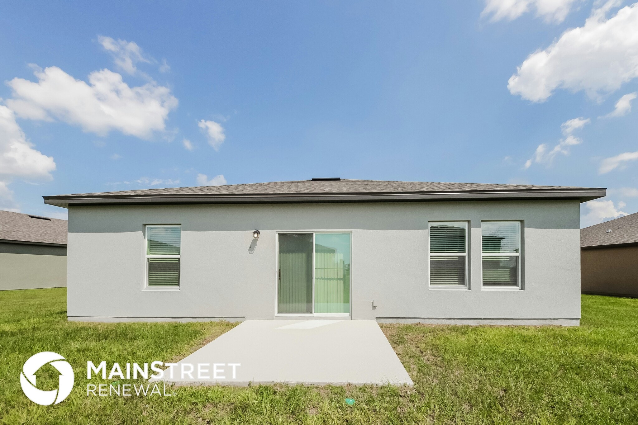 Building Photo - 221 Hidden Lk Lp