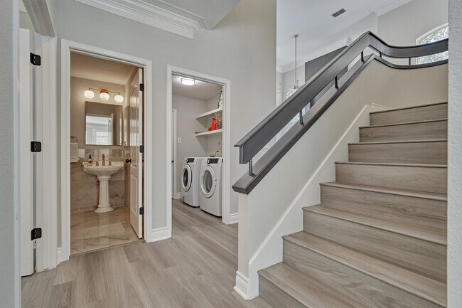 Building Photo - 38 Larks Aire Pl