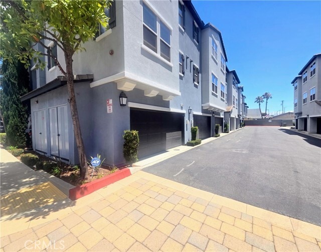 Building Photo - 3003 E Pacific Coast Hwy