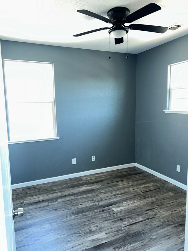 Building Photo - Newly Remodeled 3-Bed Home in Lathrop
