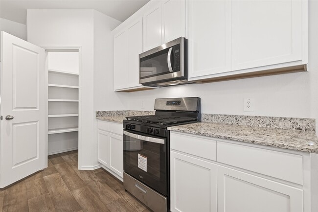 Building Photo - 4242 Wilsford Oak Wy