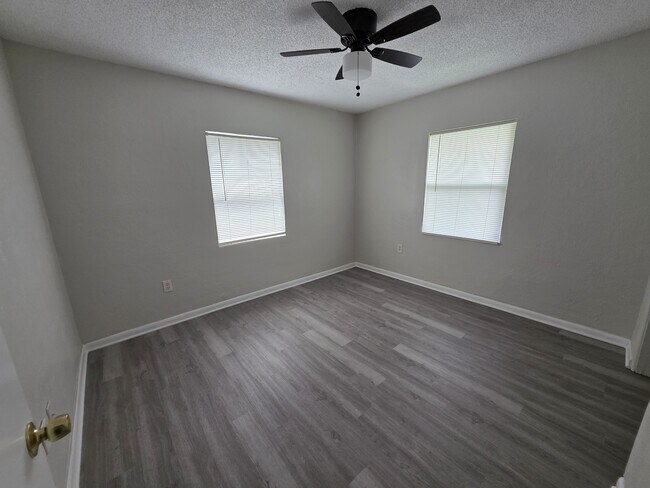 Building Photo - 107 Cocoa Pl