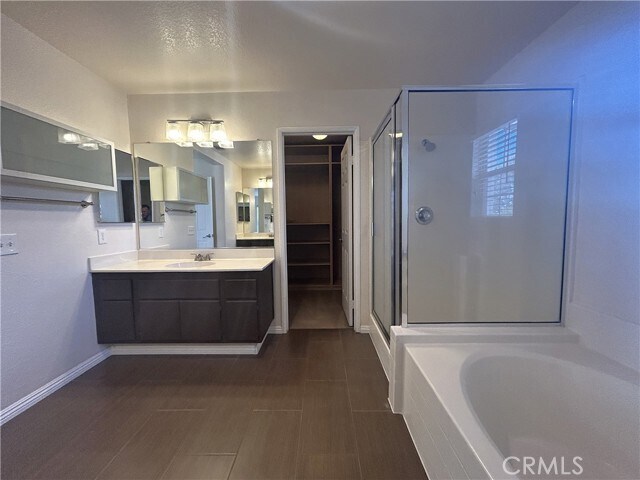Building Photo - 16391 Misty Hill Dr