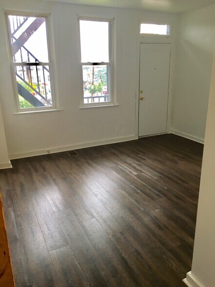 Building Photo - 3209 Ward St