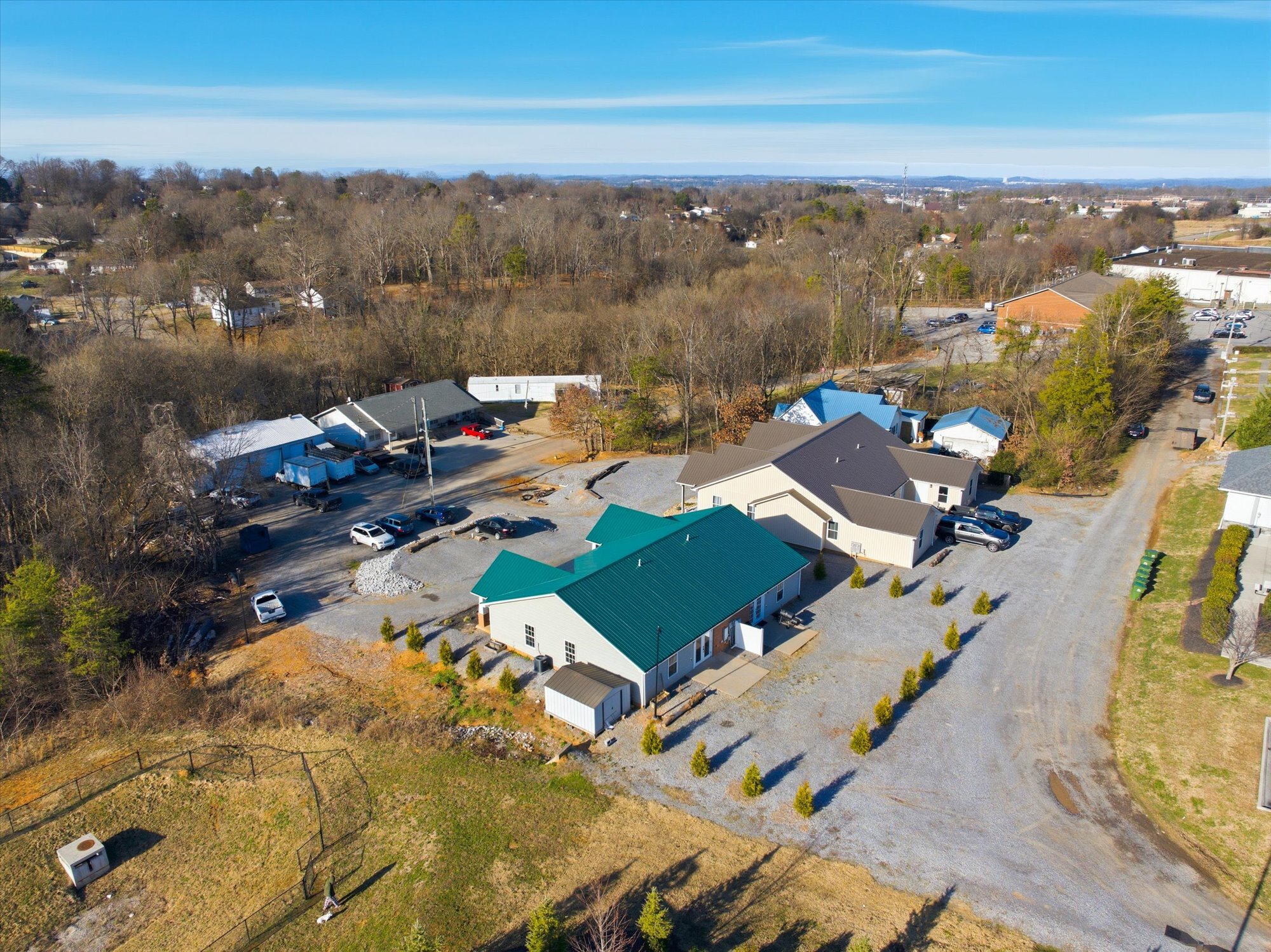 Building Photo - 1912 Laurel Ln