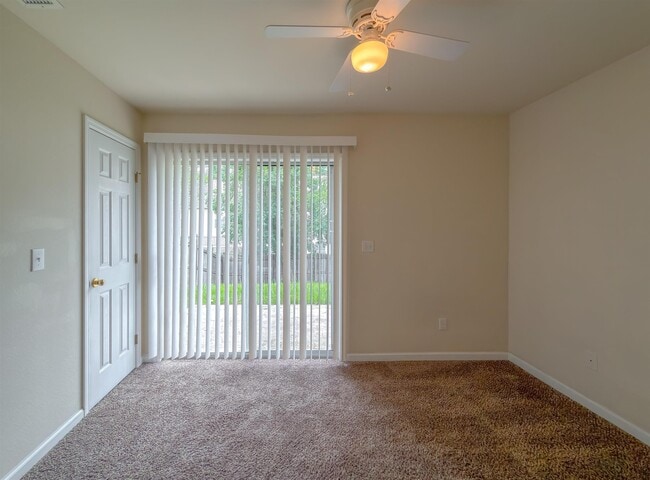 Building Photo - 3271 Sugar Berry Way