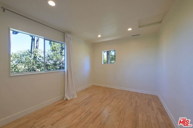 Building Photo - 11764 Laurelcrest Dr