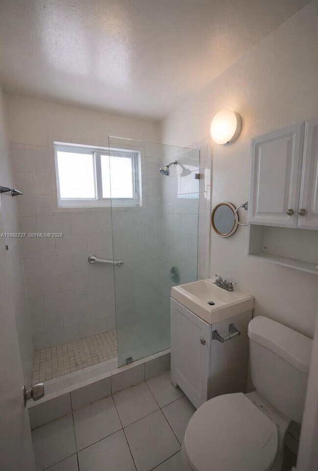 Building Photo - 5700 SW 4th St