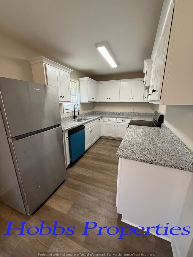 Building Photo - 17650 Brownsferry Rd