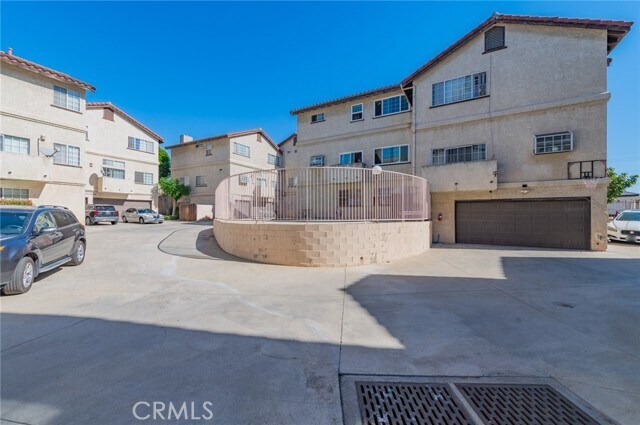 Building Photo - 612 San Gabriel Blvd