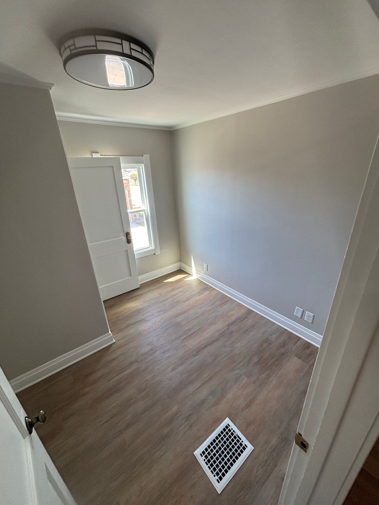 Small Bedroom - 6433 39th Ave