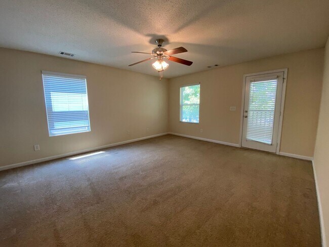 Building Photo - BRIDGEWATER HOME! PRE-LEASING FOR AUGUST 2026!