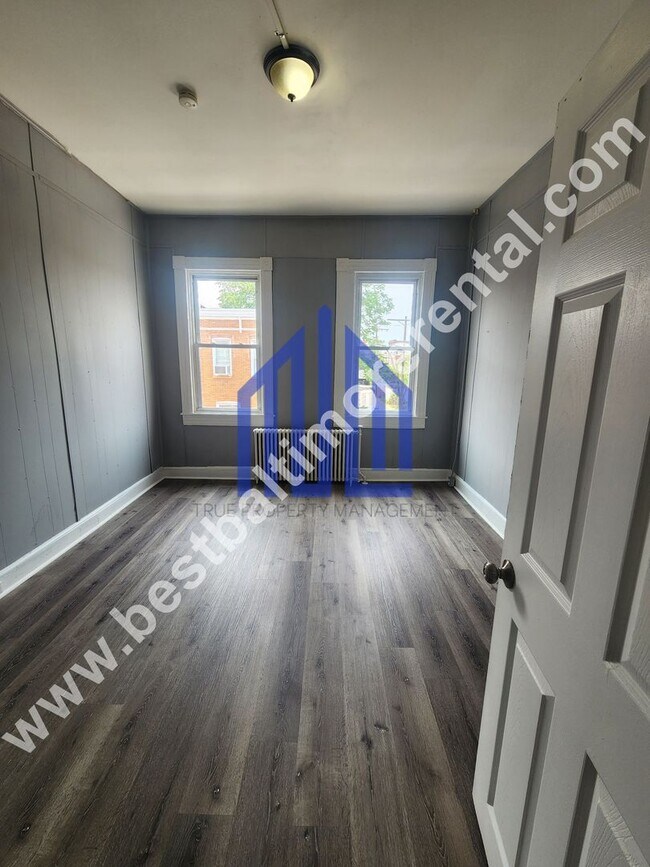 Building Photo - Spacious 3 Bedroom Home  In East Baltimore