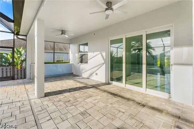Building Photo - 821 NW 37th Pl