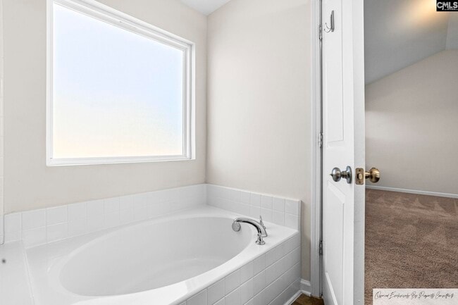 Building Photo - 115 Hemphill Rd