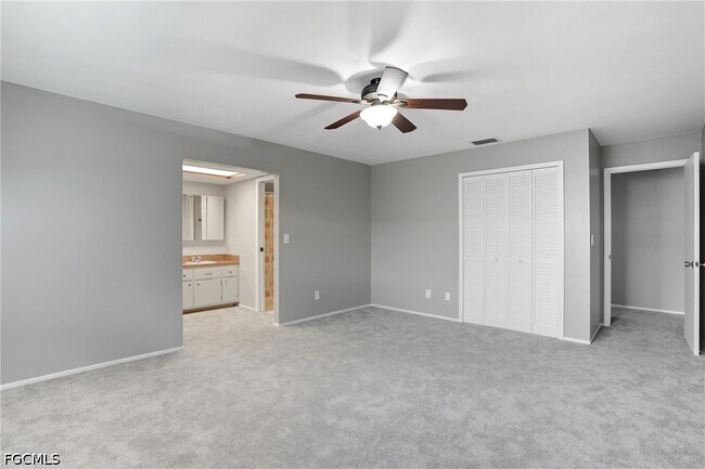 Building Photo - 1203 SW 48th Terrace