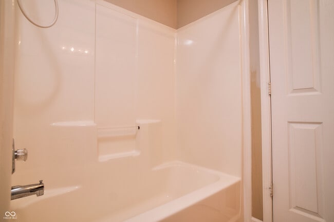 Building Photo - 11813 Traymoore Dr