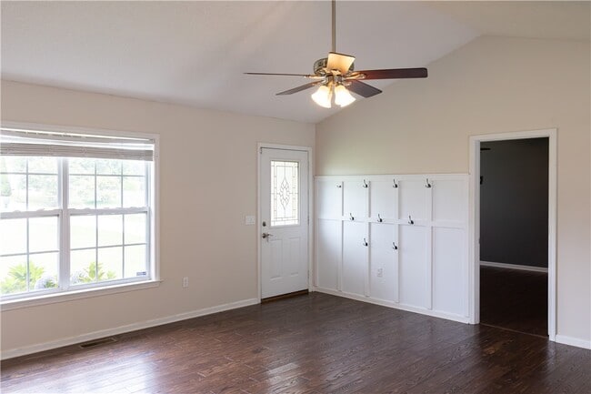 Building Photo - 439 Chetola Rd