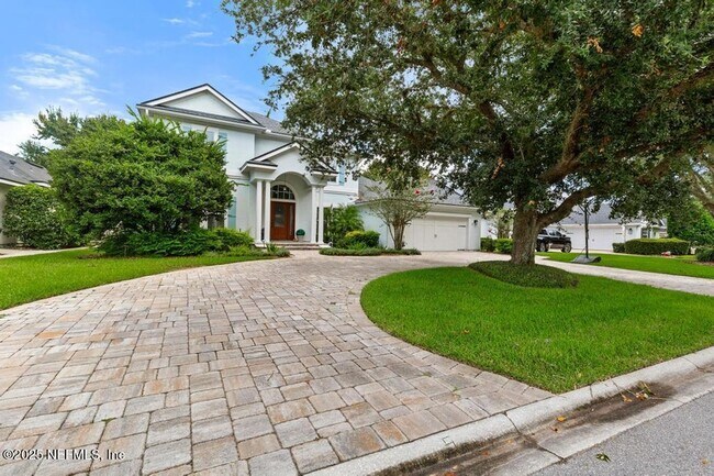 Building Photo - 1175 Eagle Point Dr
