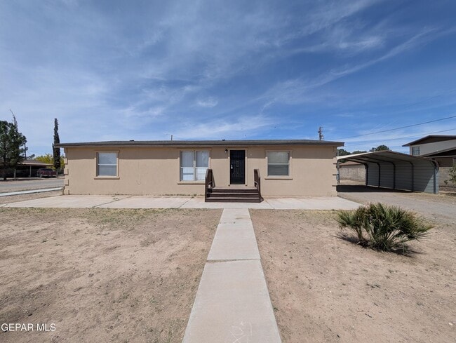 Building Photo - 10372 Manzana Rd