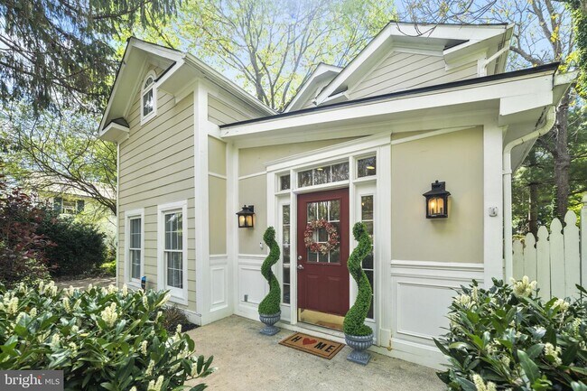 Building Photo - 4 High St