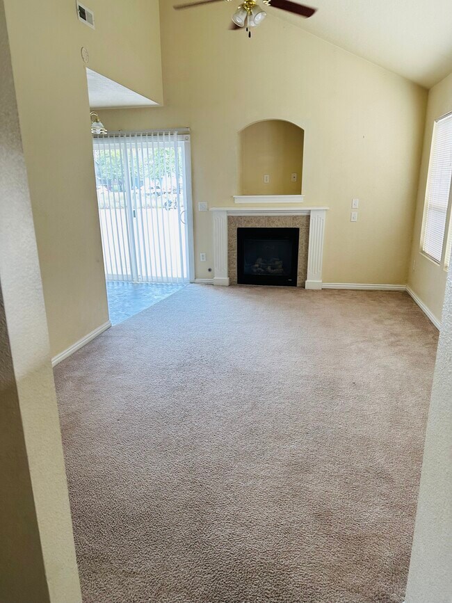 Building Photo - 6727 W Morris Hill Ln