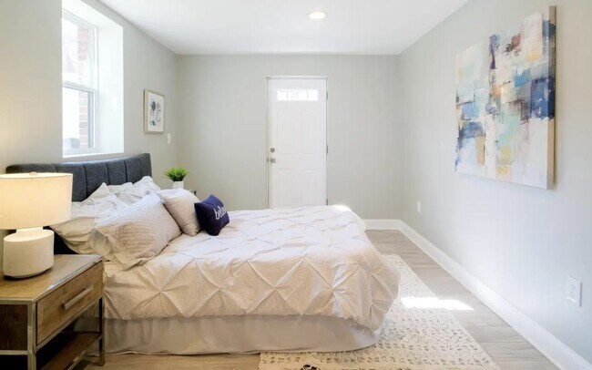 Building Photo - 4410 16th St NE